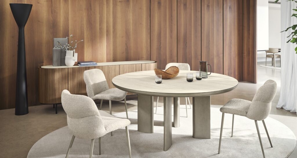DK Grupo deslumbra en Marbella Home Meeting 2025 salon muebles exclusivos a medida interiorismo