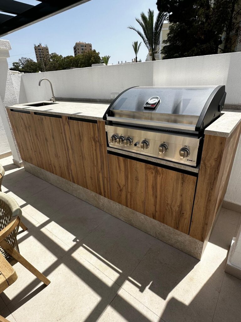 Cocina exterior marbella diseño dk cocina integral studio dk grupo